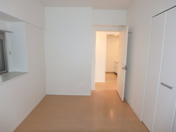 プレサンス大阪ドーム前ファンタジアの洋室