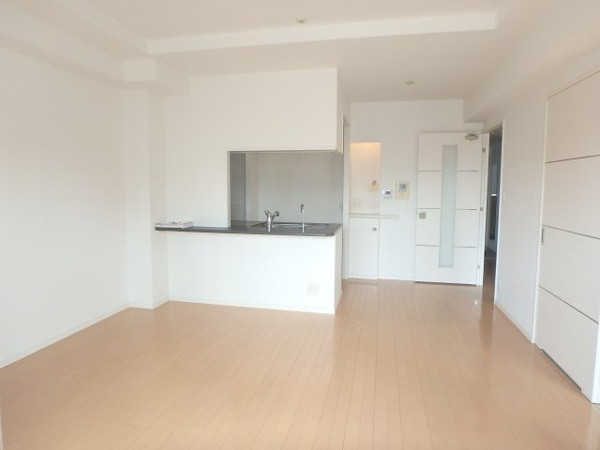 プレサンス大阪ドーム前ファンタジアの居間