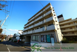 ジュネスタチバナの外観