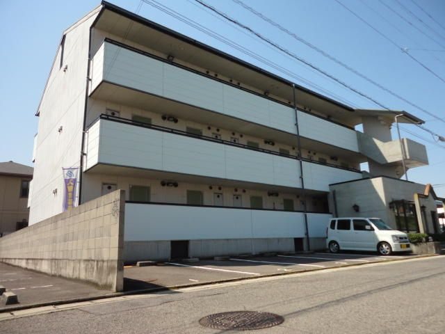 高松市新北町 3階建 築27年のイメージ