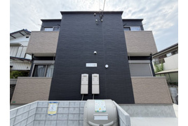 川口市北園町のアパートの外観