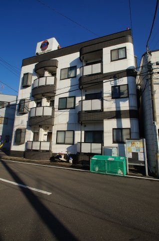 パレドゥレーヴの外観