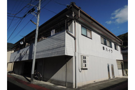 幸ハイツの外観