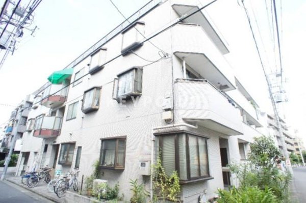 メゾンオカムラの外観