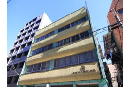 杉山ビルの外観