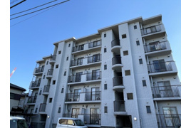 リバーサイドパークの外観