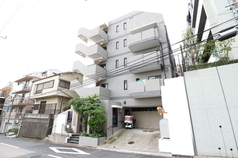 新宿区戸山1丁目&nbsp;5階建&nbsp;築29年のイメージ