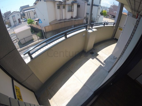 シェリール甲東園のバルコニー