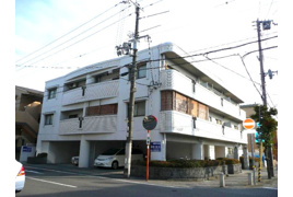 ホウエイハイツ武庫之荘の外観