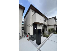 新宿区市谷山伏町の戸建ての外観