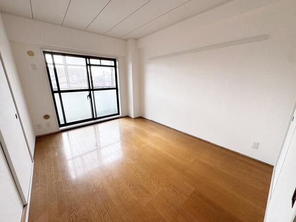 【ハイム下鶴間の居間】