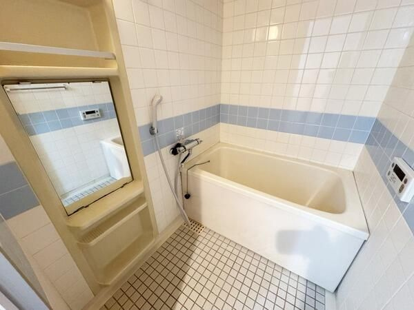 【ハイム下鶴間の浴室】