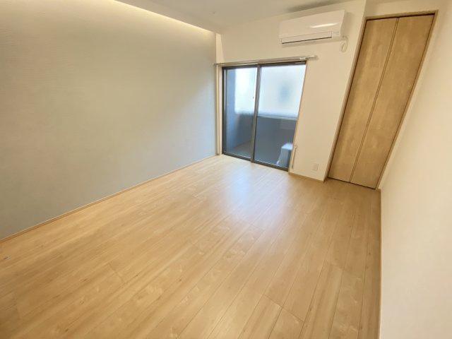 ランドレーヴ尼崎の寝室