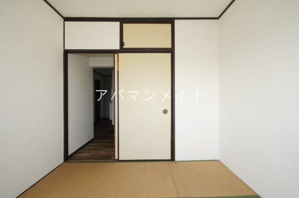 【名瀬マンションの子供部屋】