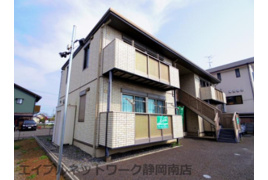 焼津市下小田のハイツの外観