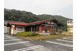 建部町吉田　貸店舗の外観