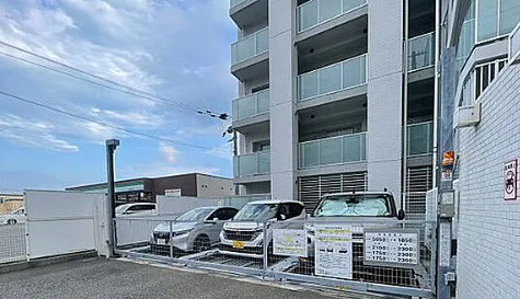 【ワコーレ舞子海岸通の駐車場】