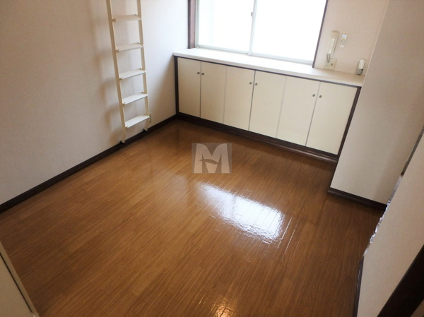 【サンパレスの内装】