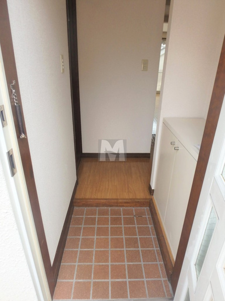 【サンパレスの玄関】