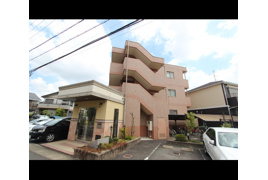 プルミエマルシェの外観