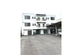 多気西町マンションの外観