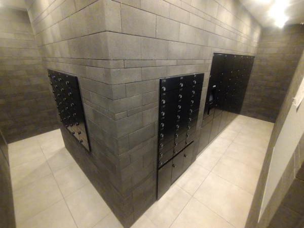 プレサンスレジェンド大阪新町タワーのその他