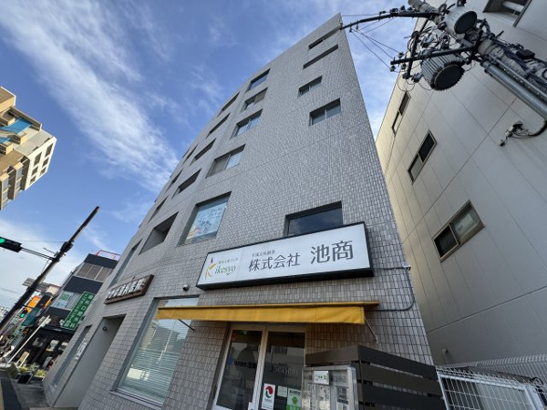 ヴェラーレ中桜塚の外観