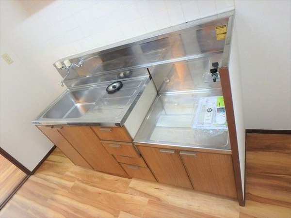 【ハイツバンブー2のキッチン】