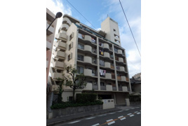 楠青山ハイツの外観