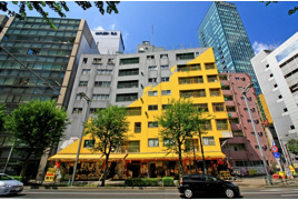 万年安全第三ビルの外観