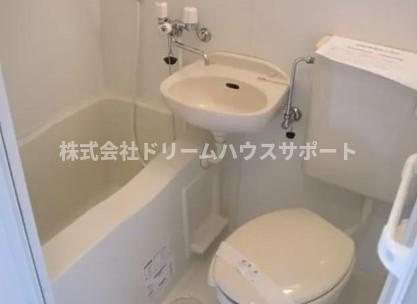 ネオステージ横須賀中央の浴室