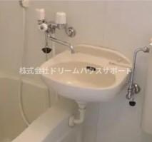 ネオステージ横須賀中央の洗面所