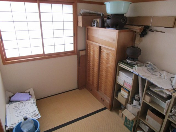 【高山市初田町の店舗事務所の和室】