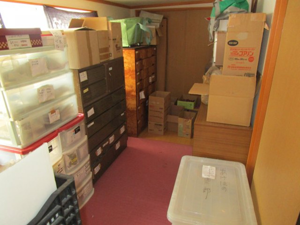 【高山市初田町の店舗事務所の和室】
