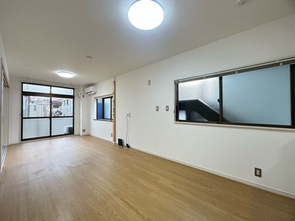 【アーベインプラザの居間】