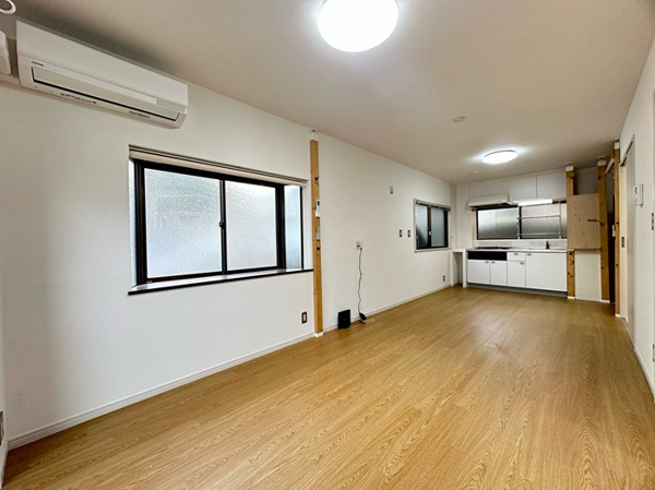 【アーベインプラザの居間】