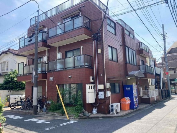 マンション藍の外観