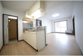 フロンティア旭町の外観