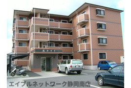 焼津市五ケ堀之内のマンションの外観