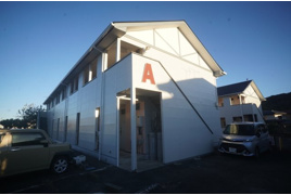 ブルーベルハウスA棟の外観