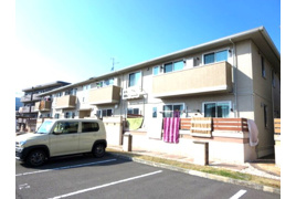 鹿児島市中山町のアパートの外観