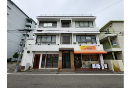 福本産業ビルの外観