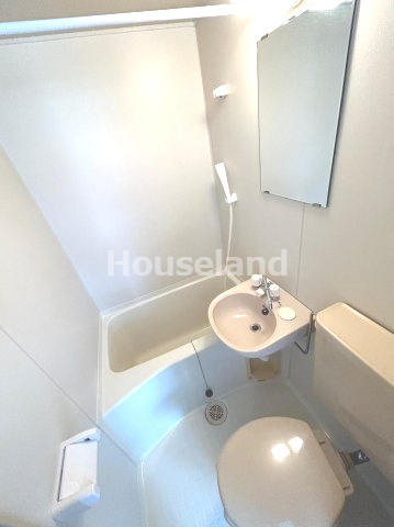 【ルピナスかつらぎA棟の浴室】