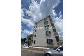 シャルル岩出の外観