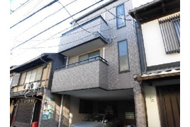 アイアール六角の外観