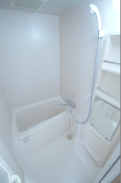 【エステートモア・平尾センティモの浴室】