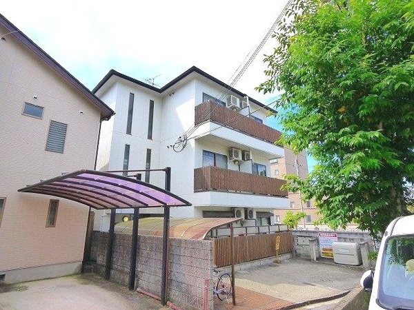 ミオカーナ林小路の画像