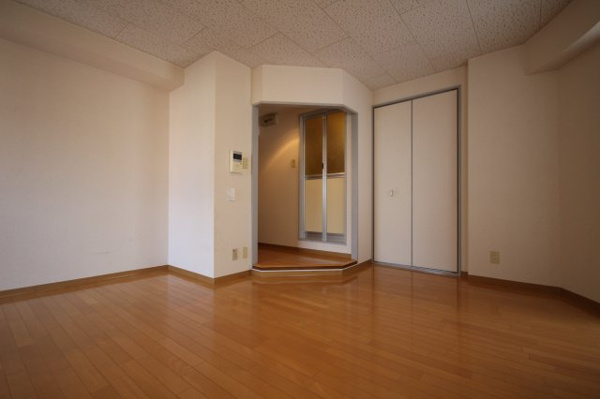 サムティ灘駅前の内装