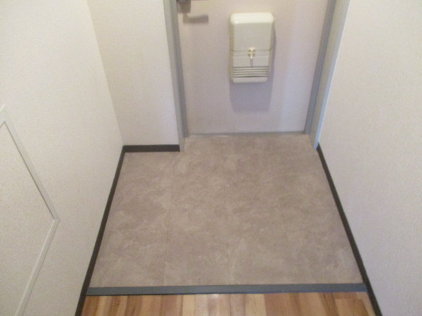 レジェロ住之江の玄関