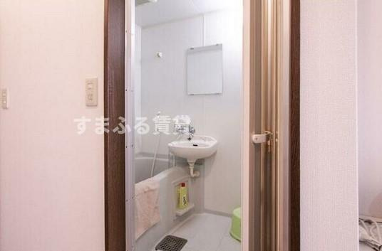 メゾン　ド　サフィール　岡崎市明大寺本町の浴室